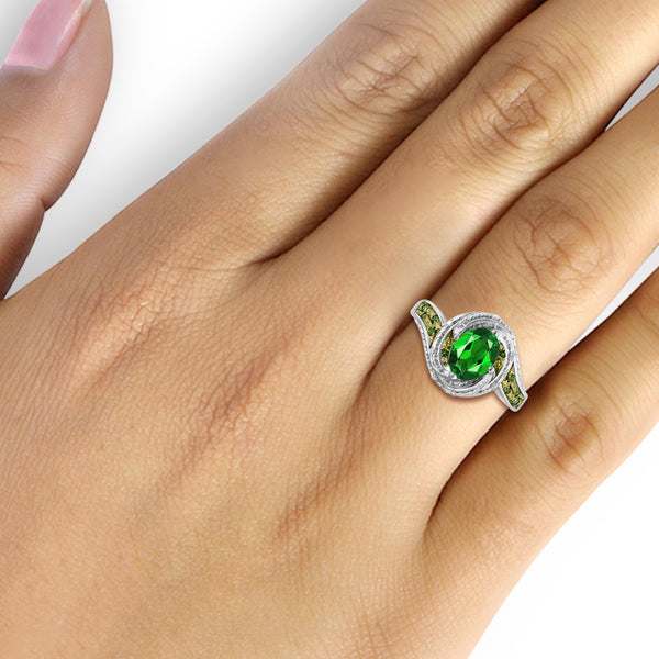 JewelonFire 1.15 Carat T.G.W. Chrome Diopside and 1/10 ctw Green and White Diamond Sterling Silver Ring